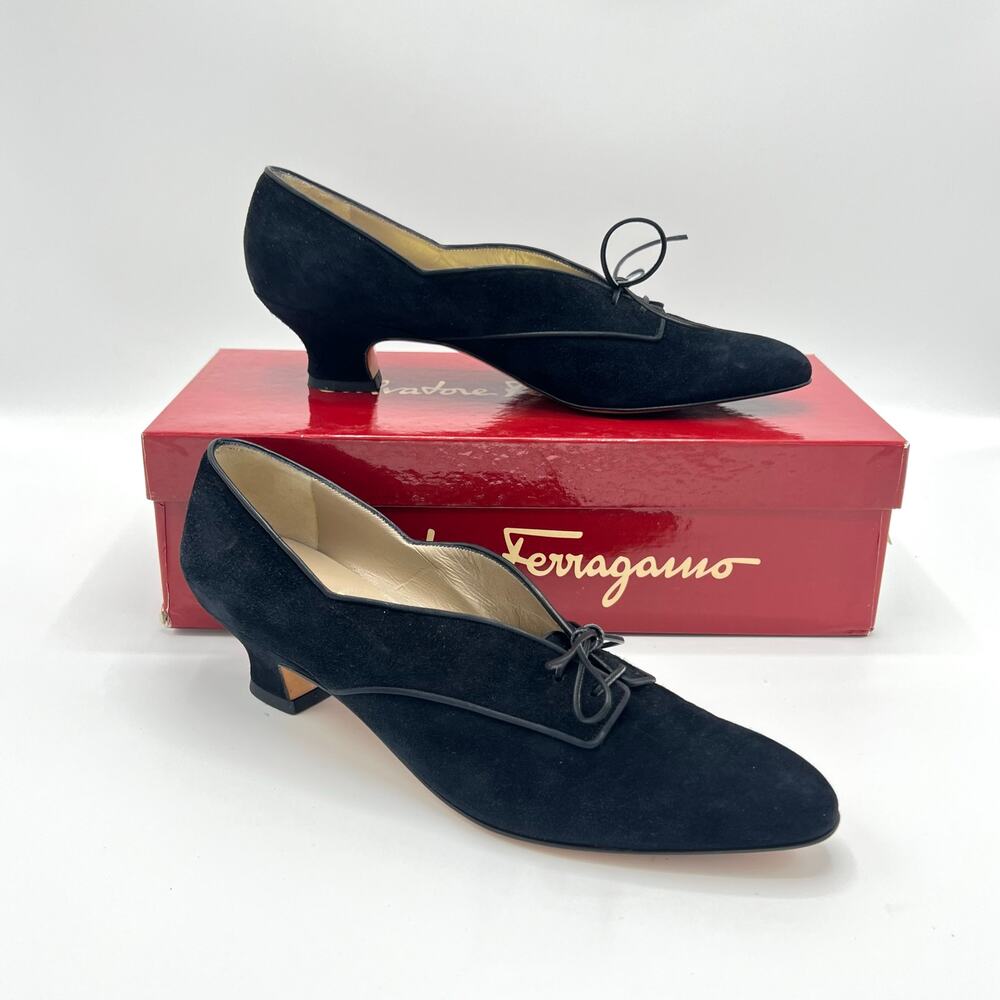 Vintage Salvatore Ferragamo Destinata Black Suede Lace-up Heels Size 8 AAAA